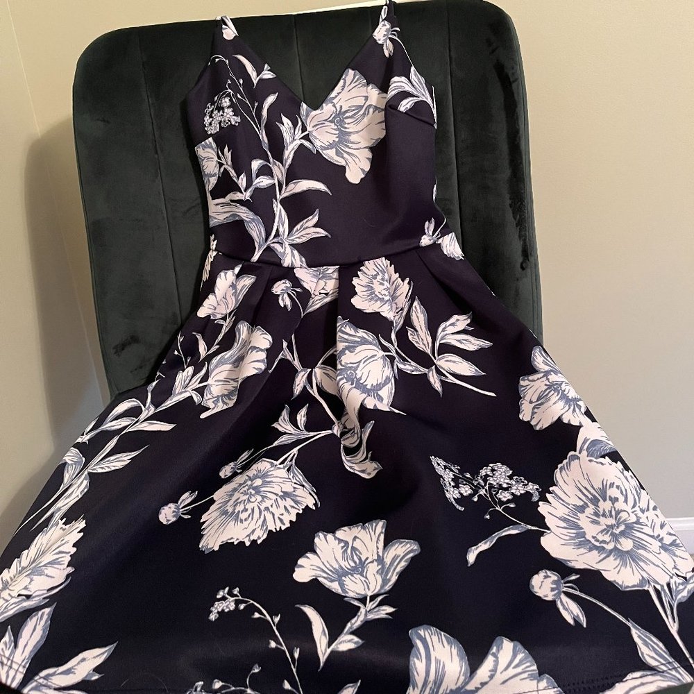 Soprano Navy and White Flower Dress Size XS